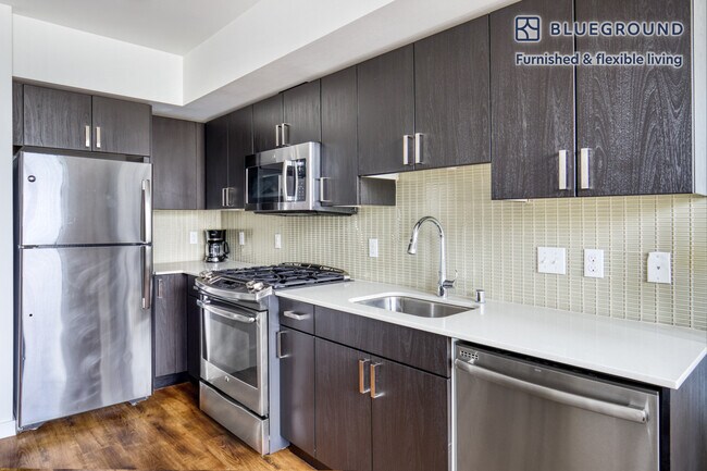 Foto del edificio - 400 Boren Ave N