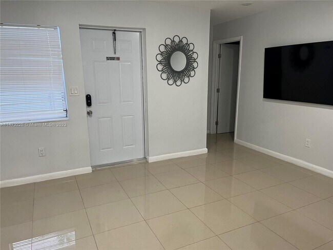 Foto del edificio - 1723 Wiley St
