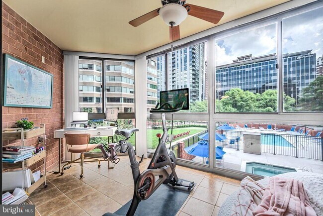 Foto del edificio - 1001 N Randolph St