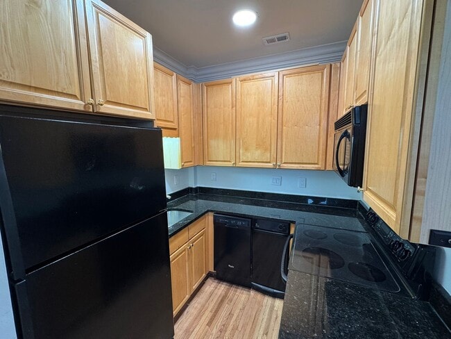 Photo - 515 N Church St House