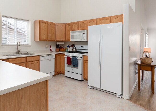 Building Photo - 1721 Maryknoll Pt