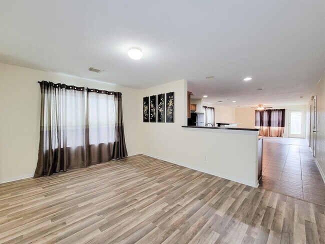 Foto del edificio - 12835 Regal Oaks Bend Ln