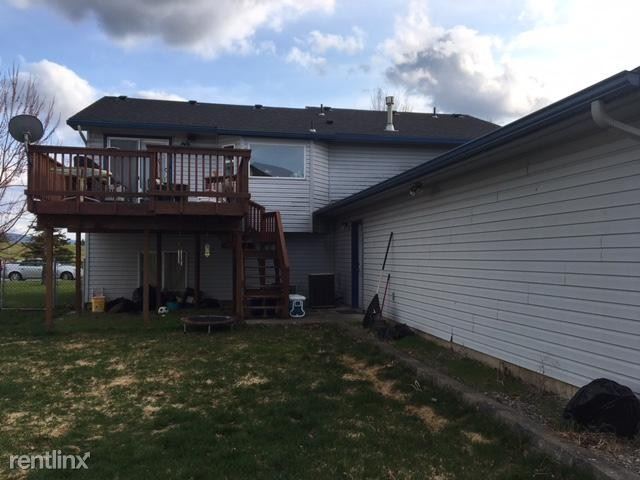 Building Photo - 715 E Bogie Dr