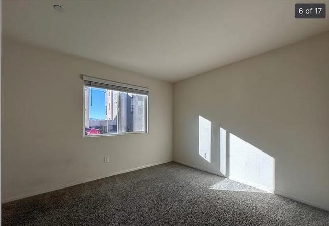 Foto del edificio - 2670 Matador Red Ave