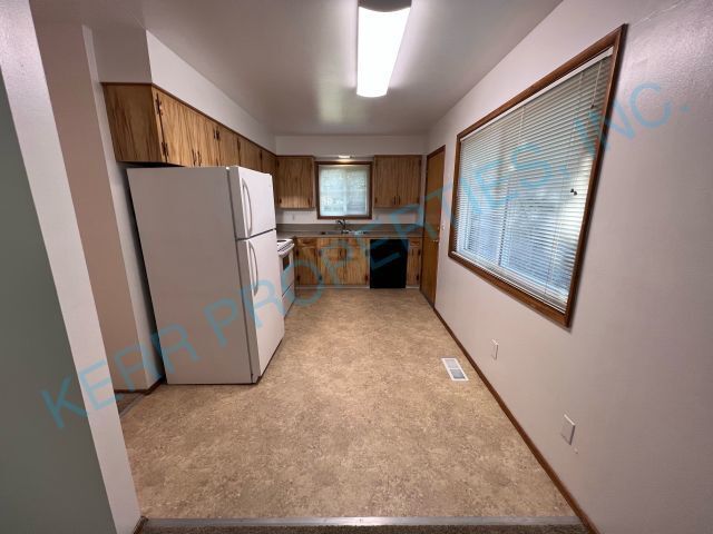 Foto del edificio - 1202 SE Roberts Ave