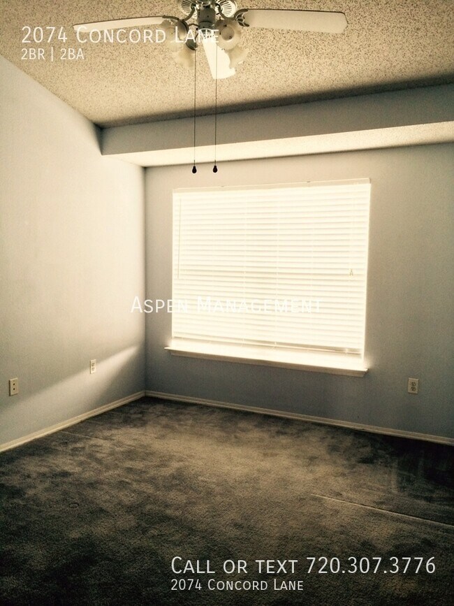 Building Photo - 2BR, FP, W/D, garage, tons of community ex...