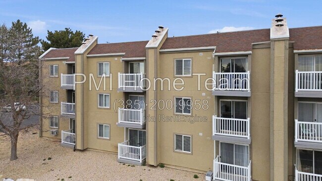 Foto del edificio - 5630 Meadow Ln
