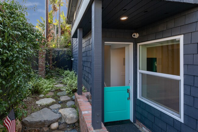 Building Photo - 31641 Jewel Ave