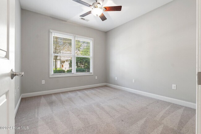 Foto del edificio - 7 Elk Ridge Ln