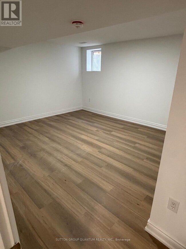 Building Photo - 25 Clearfield Dr