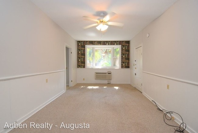 Building Photo - 944 Milledge Rd