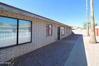 Building Photo - 4704 E Caballero St