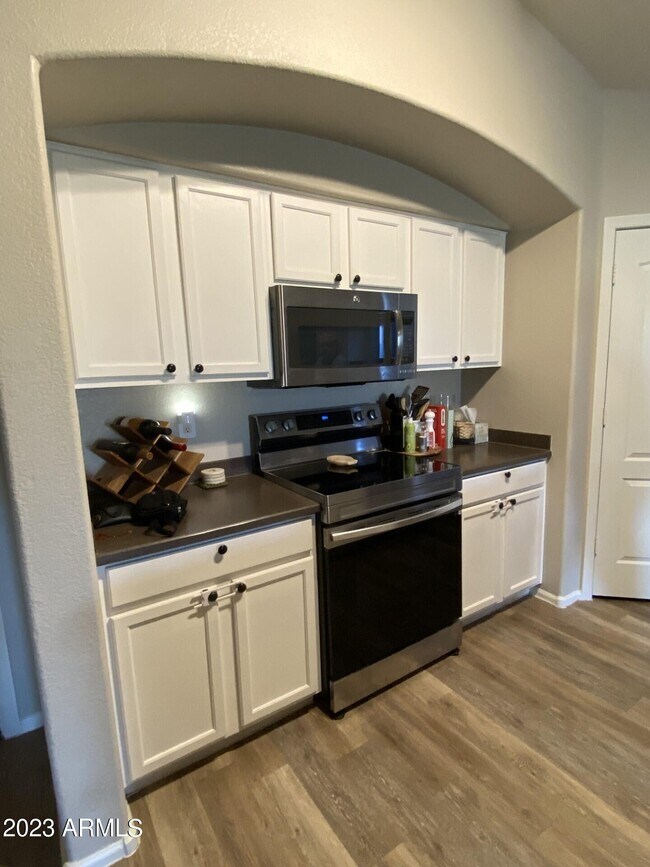 Building Photo - 22490 Van Der Veen Way