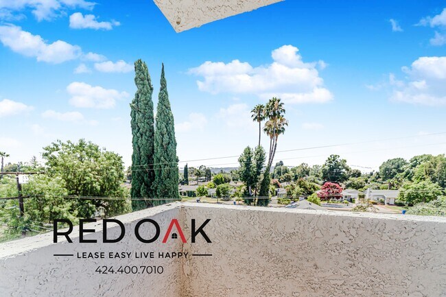 Foto del edificio - 14748 Burbank Blvd