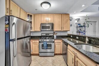 Building Photo - 4315 PARK Ave