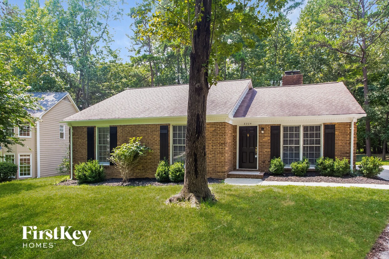 Foto principal - 8304 Lacewood Pl