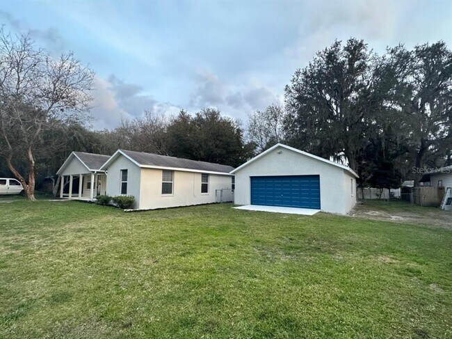 Foto del edificio - 38146 Archer Ave