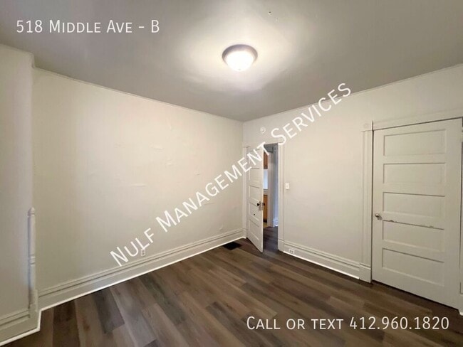 Building Photo - 518 Middle Ave