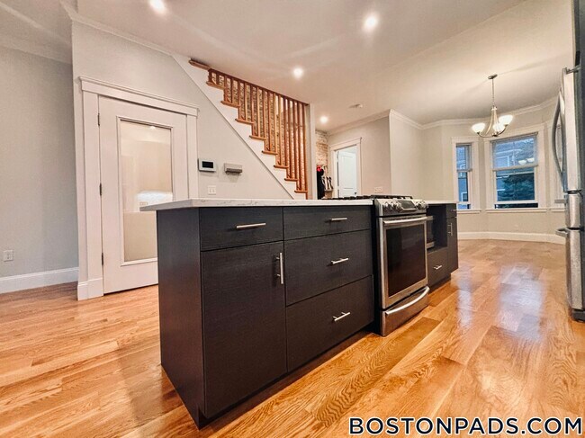 Foto del edificio - 799 E 4th St