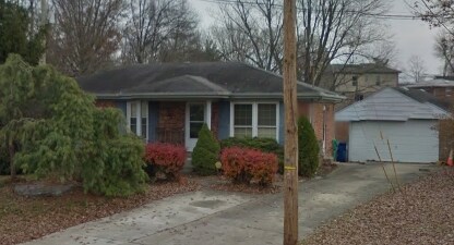 Primary Photo - 205 S Evergreen Rd