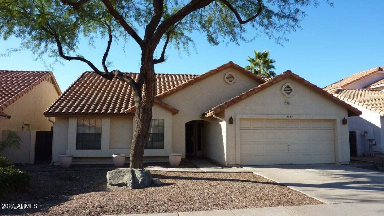 Primary Photo - 2757 E Rockledge Rd