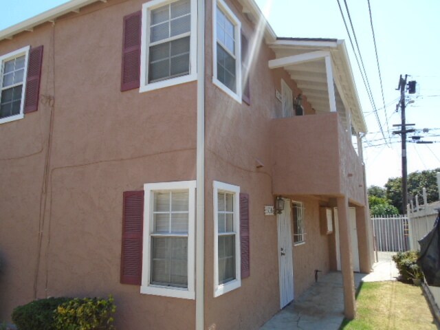 Primary Photo - 3702 W Imperial Hwy