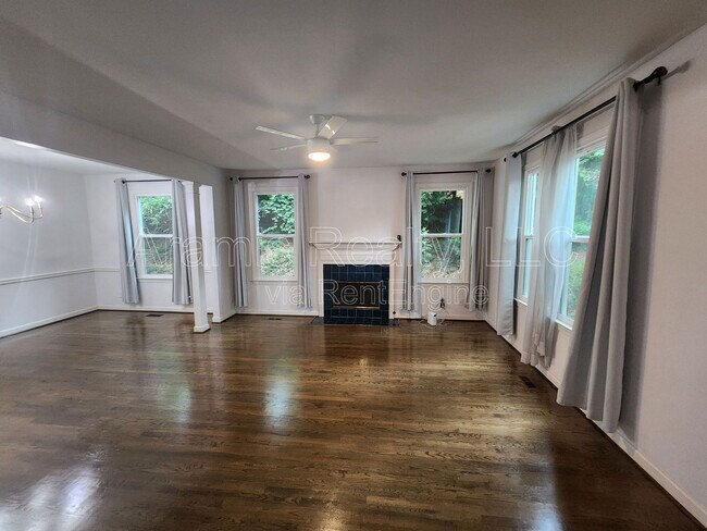 Foto del edificio - 613 Home Avenue SE