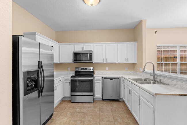 Foto del edificio - 6238 Cottage Pines Dr