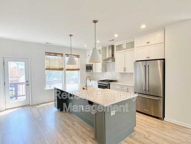 Foto del edificio - 1575 Green Hill St