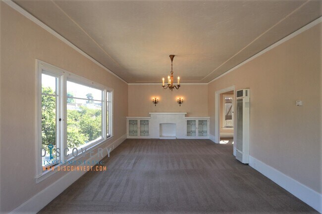 Foto del edificio - Grand Ave. 3621-3623