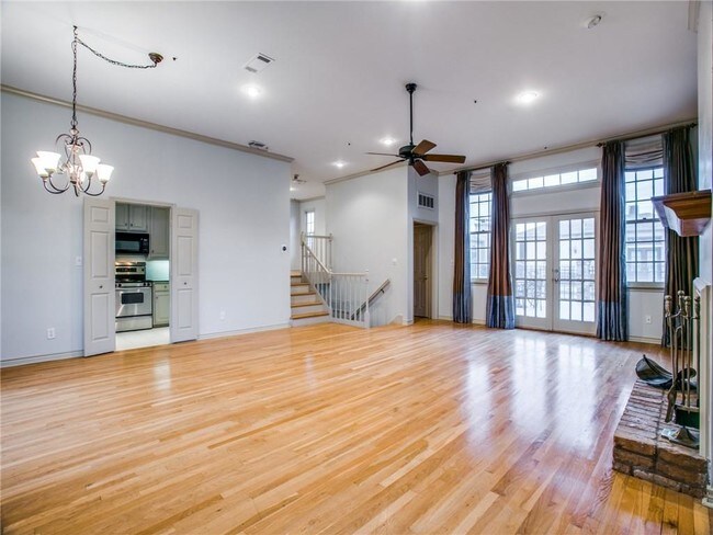 Foto del edificio - 4511 Gilbert Ave