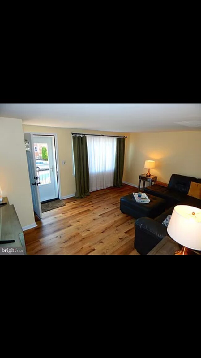 Foto del edificio - 5102 Circle Pl