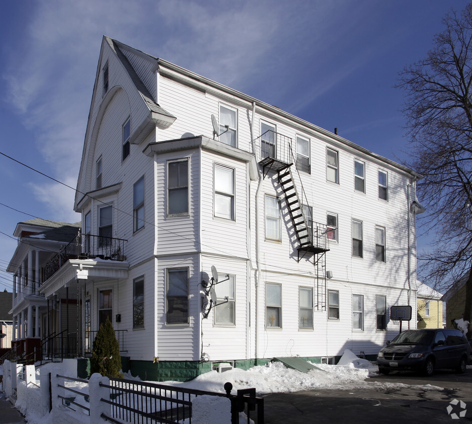 Building Photo - 248-252 New York Ave