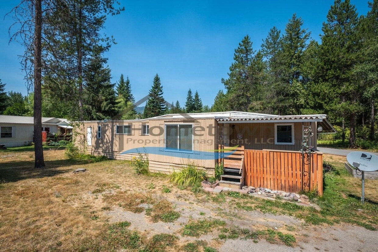 Primary Photo - 2 Bedroom 1 Bath Home Available in Sagle's...