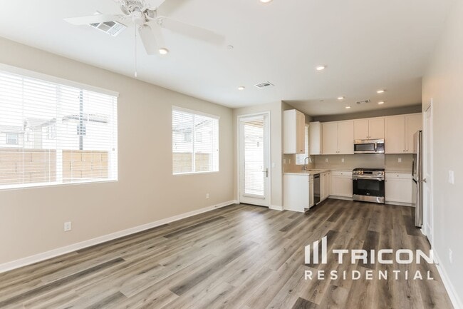 Building Photo - 31683 Willowood Way