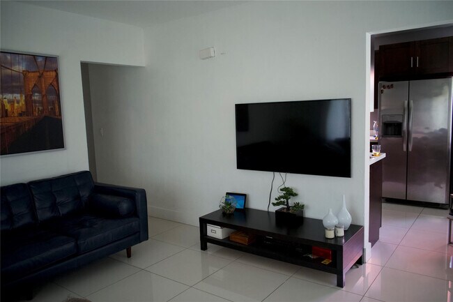 Foto del edificio - 11150 Peachtree Dr