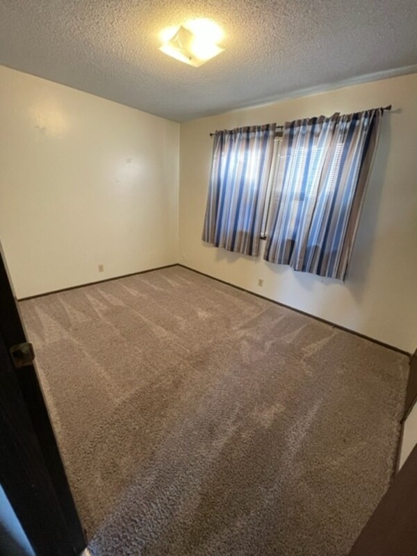 Foto del edificio - 909 E 24th Ave