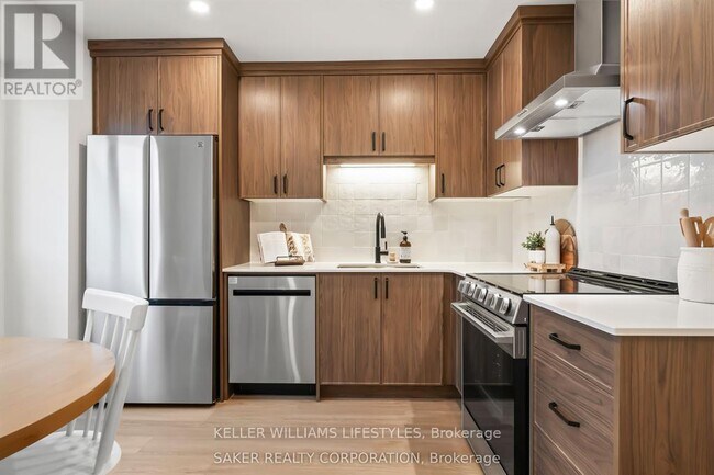 Photo du bâtiment - 135 Belmont Dr