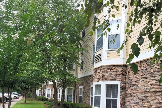 Foto del edificio - 2348 Benson Poole Rd SE
