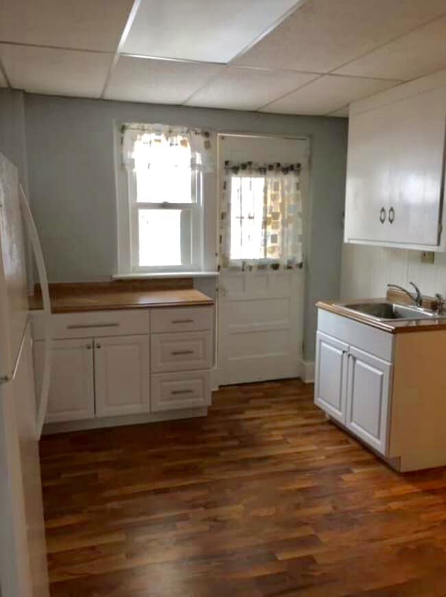 Foto del edificio - 7 Main St