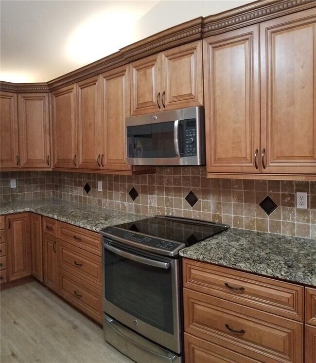 Foto del edificio - 5810 Garden Lakes Majestic