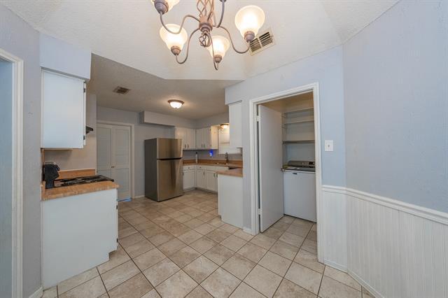 Foto del edificio - 1052 Fairview Dr