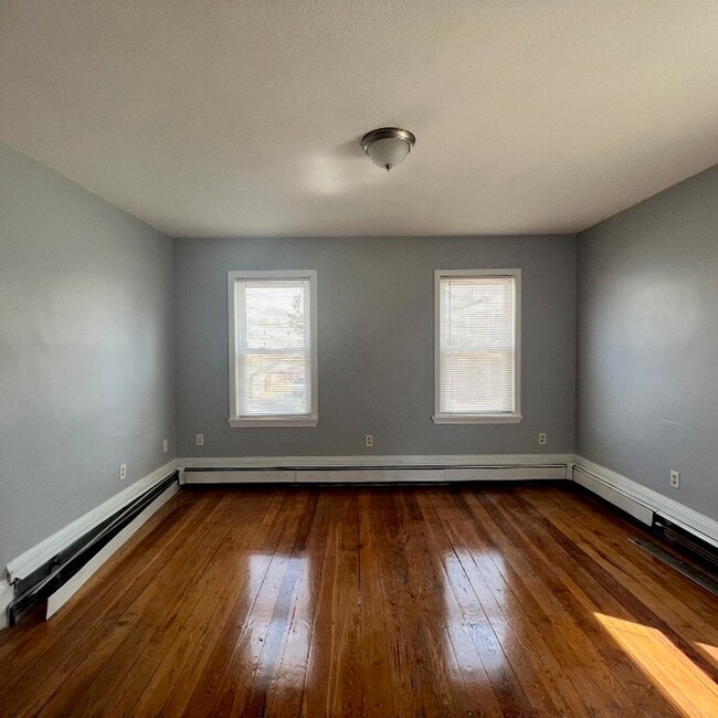 Building Photo - 23 Gledhill Ave