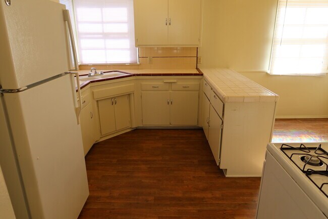 Building Photo - 5319 Whitsett Ave