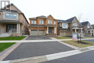 Building Photo - 32 Fallmeadow Cir