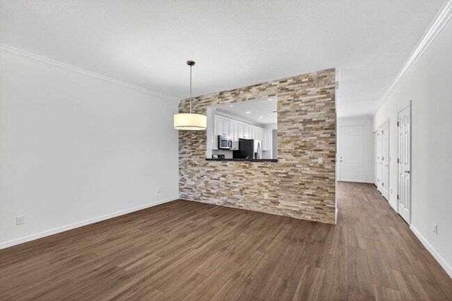 Foto del edificio - 1362 Turnbridge Dr