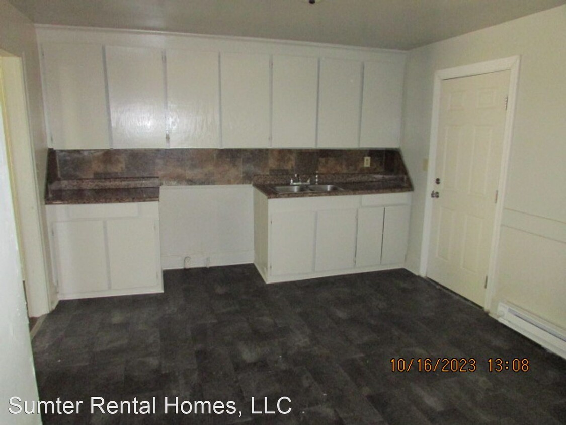 Primary Photo - 3 br, 1 bath House - 312 Bowman Dr