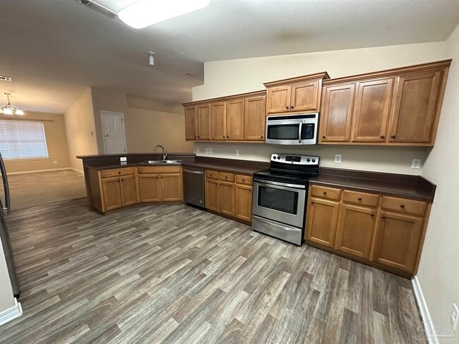 Foto del edificio - 9527 Laramie Dr