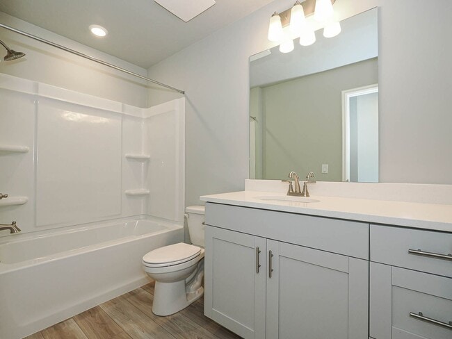 Building Photo - Saratoga Springs Twin Home