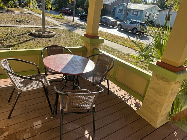 Building Photo - 2535 2nd Ave N